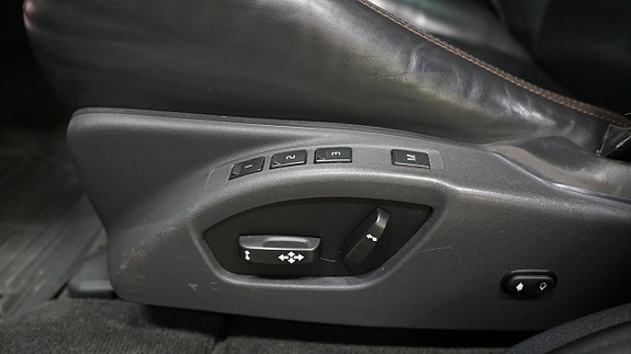 Volvo XC60 18 of 22