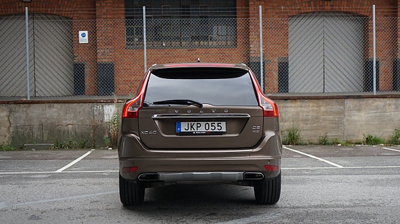 Volvo XC60 7 of 24