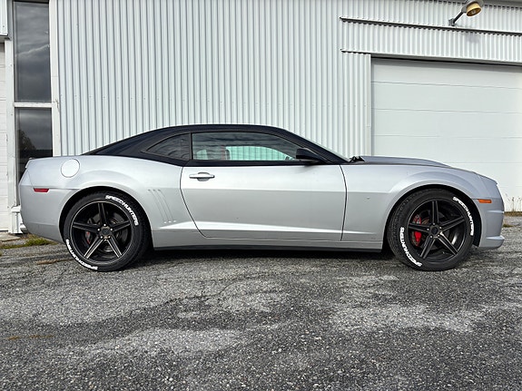 Chevrolet Camaro SS 5 of 5
