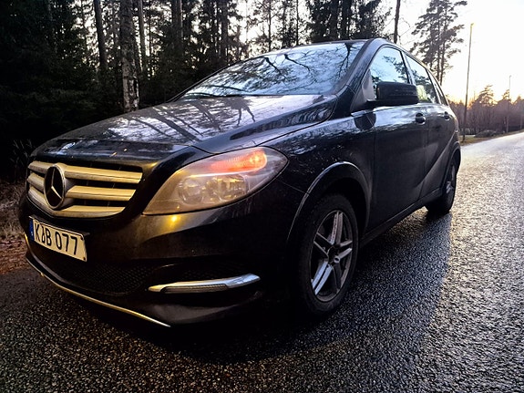 Mercedes-Benz B200