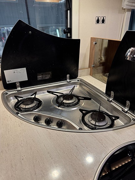 Itineo MB 740 150HK AUT Queensbed! Luftfjädring, Vinteranp! 8 of 22