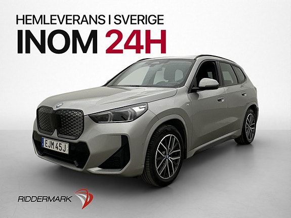 BMW iX1 4 of 29