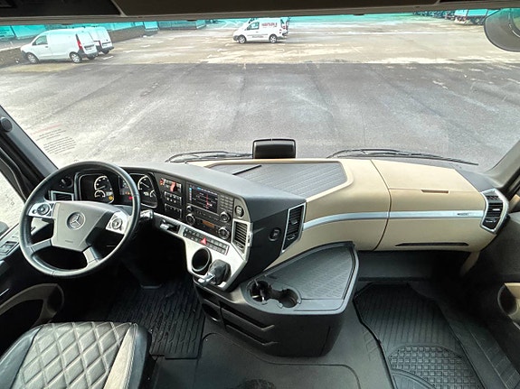 Mercedes Actros 2551 Lastväxlare Låga mil 9 of 9