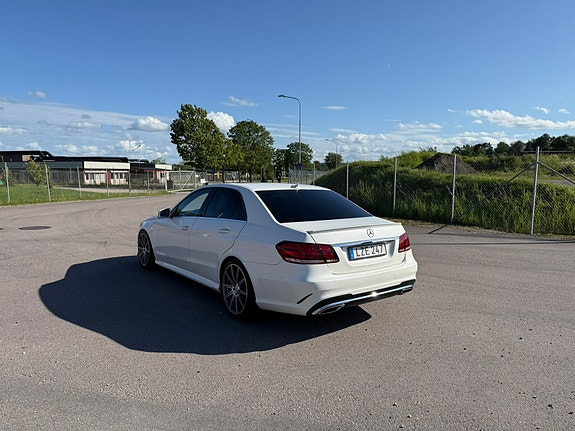 Mercedes-Benz E350 d 5 of 5