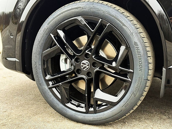 Volkswagen Tiguan 11 of 30