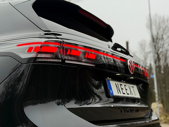 Volkswagen Tiguan 13 of 30