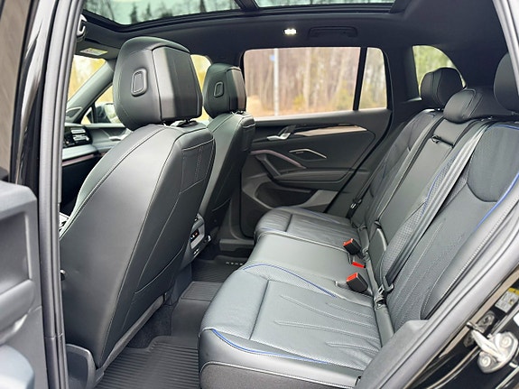Volkswagen Tiguan 17 of 30