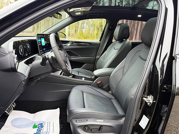 Volkswagen Tiguan 16 of 30