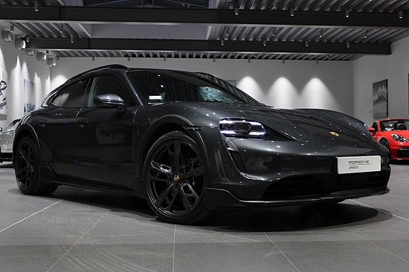 Porsche Taycan Cross Turismo