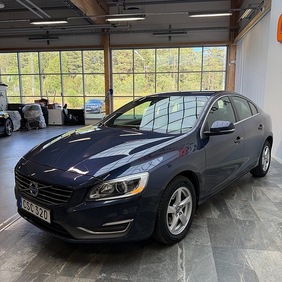 Volvo S60 5 of 11