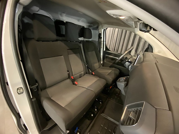 Peugeot e-Expert 9 of 30
