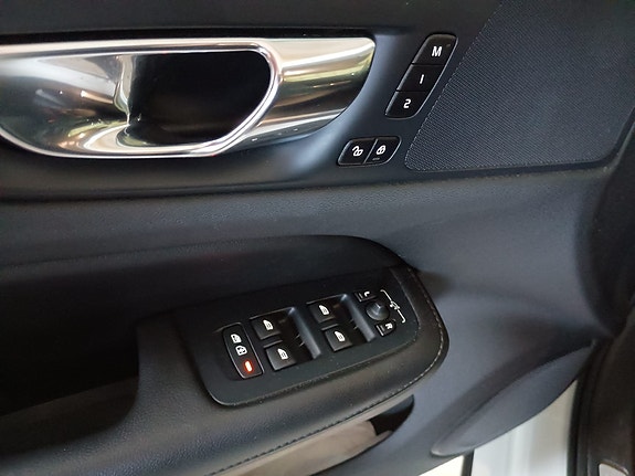 Volvo S60 15 of 17