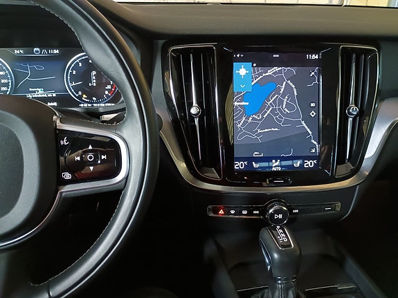 Volvo S60 13 of 17