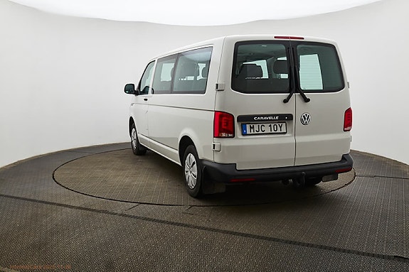 Volkswagen Caravelle 7 of 12