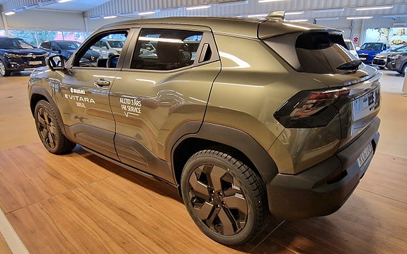 Suzuki eVitara 3 of 11