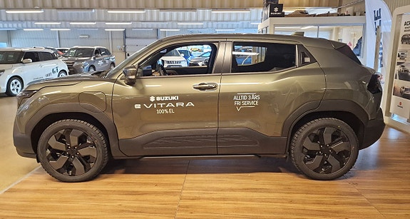 Suzuki eVitara 2 of 11