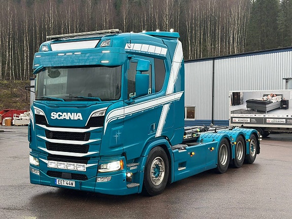 SCANIA NEXTGEN R650 ÅR 2021 V8 LASTVÄXLARE TRIDEM