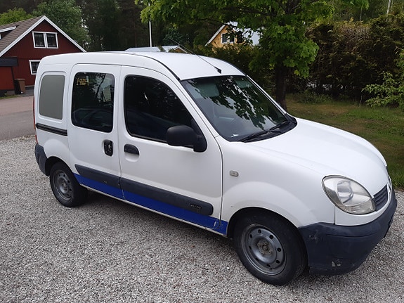 Renault Kangoo Express 3 of 3