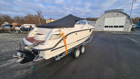 Aquador 24 DC Mercruiser 4.5L V6 DTS, Drev Bravo 3 2017 2 of 12