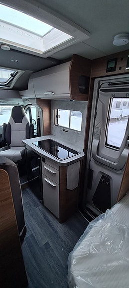 Knaus Van Ti 550 MF Vansation "Automatlåda + under 6m" 9 of 13