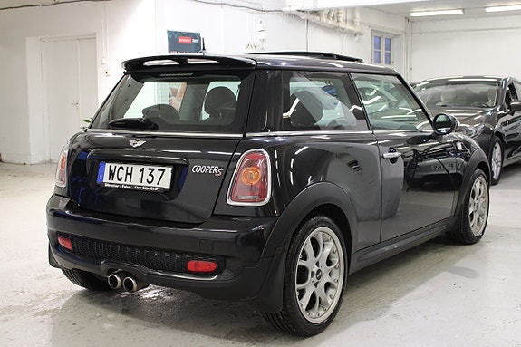 MINI Cooper S 16 of 16