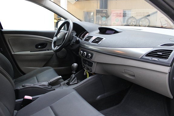 Renault Megane 9 of 10