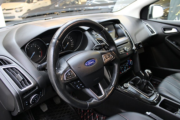 Ford Focus 10 of 11