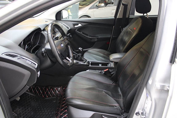 Ford Focus 6 of 11