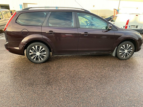 Ford Focus 8 of 14