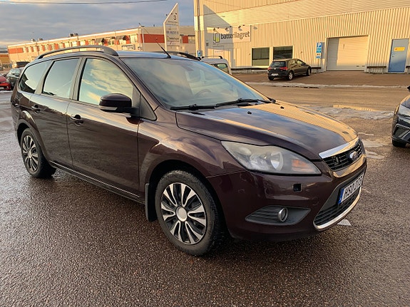 Ford Focus 9 of 14