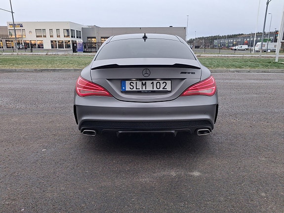 Mercedes-Benz CLA200 8 of 23