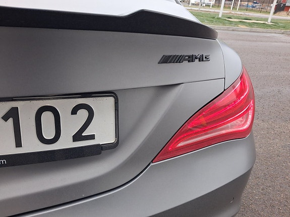 Mercedes-Benz CLA200 11 of 23