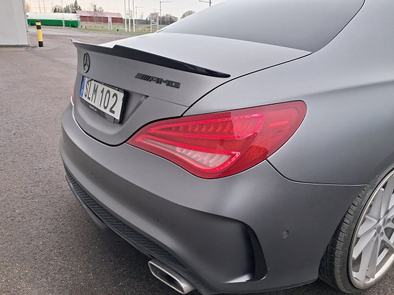 Mercedes-Benz CLA200 10 of 23