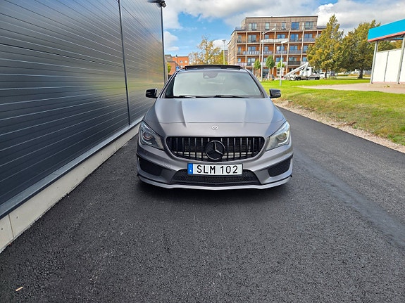 Mercedes-Benz CLA200 2 of 20