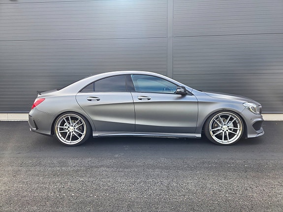 Mercedes-Benz CLA200 5 of 20