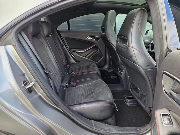 Mercedes-Benz CLA200 15 of 20