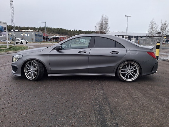 Mercedes-Benz CLA200 7 of 23