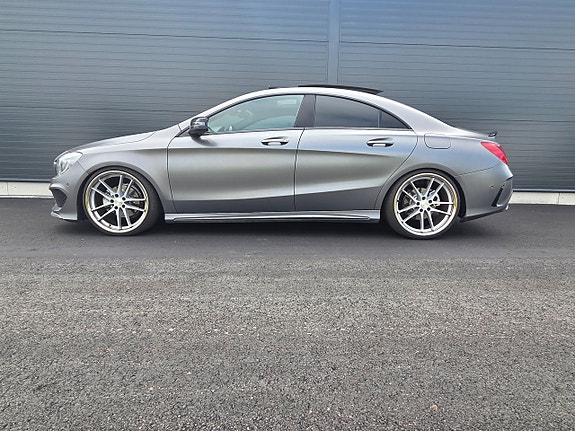 Mercedes-Benz CLA200 4 of 20