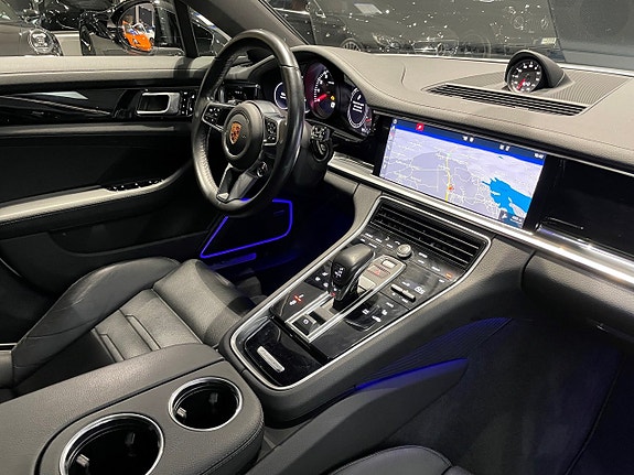 Porsche Panamera 4 6 of 14
