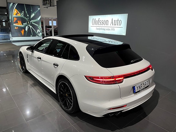 Porsche Panamera 4 14 of 14