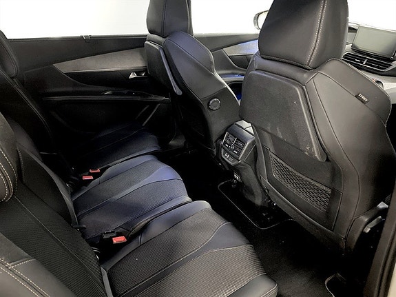 Peugeot 5008 15 of 18
