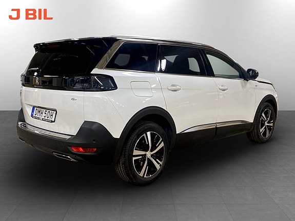 Peugeot 5008 4 of 5