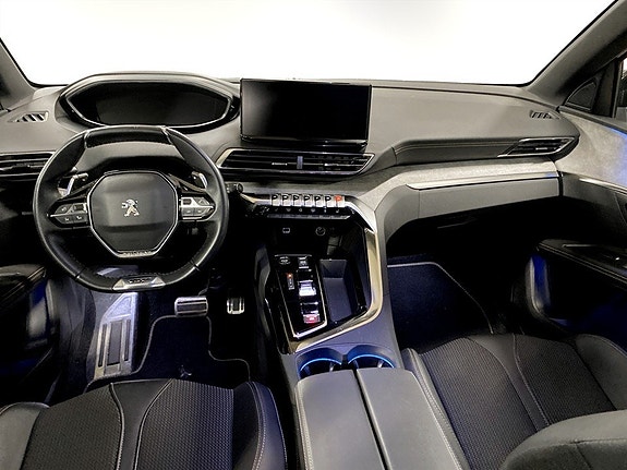 Peugeot 5008 7 of 18