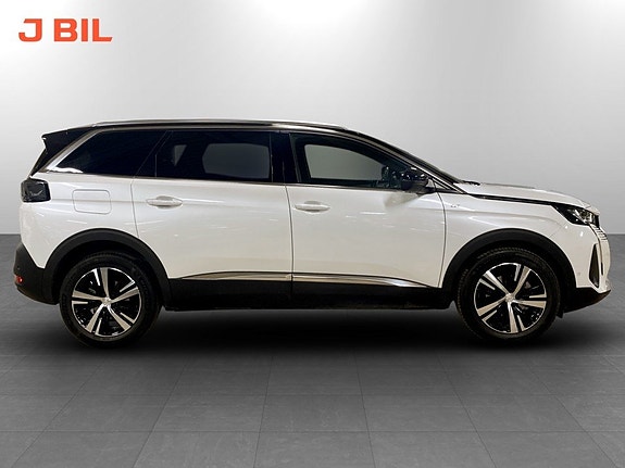 Peugeot 5008 16 of 18