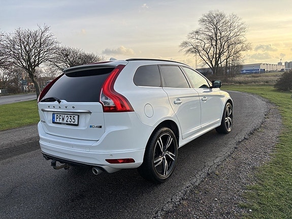 Volvo XC60 4 of 18