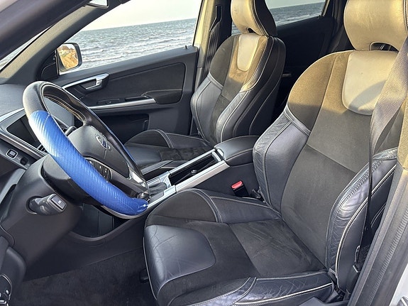 Volvo XC60 8 of 18