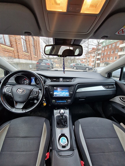 Toyota Avensis 10 of 10