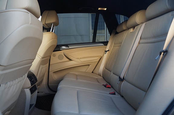 BMW X5 9 of 22