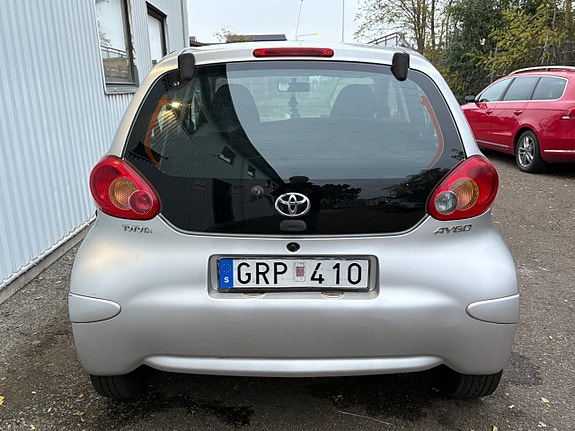 Toyota Aygo 8 of 14