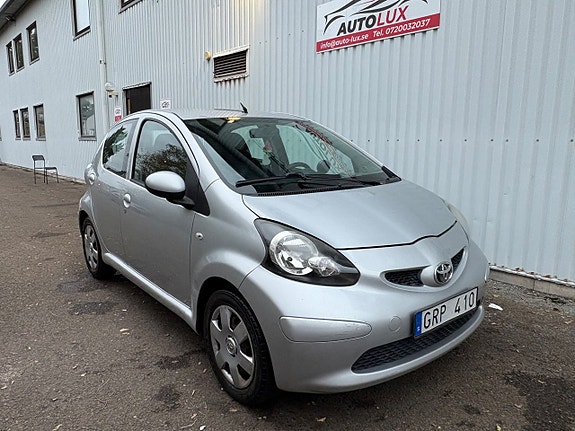 Toyota Aygo 5 of 14